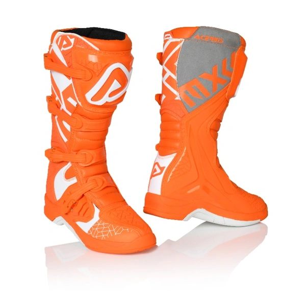 Sport Riding Boots with Mirror Reflection Shadow